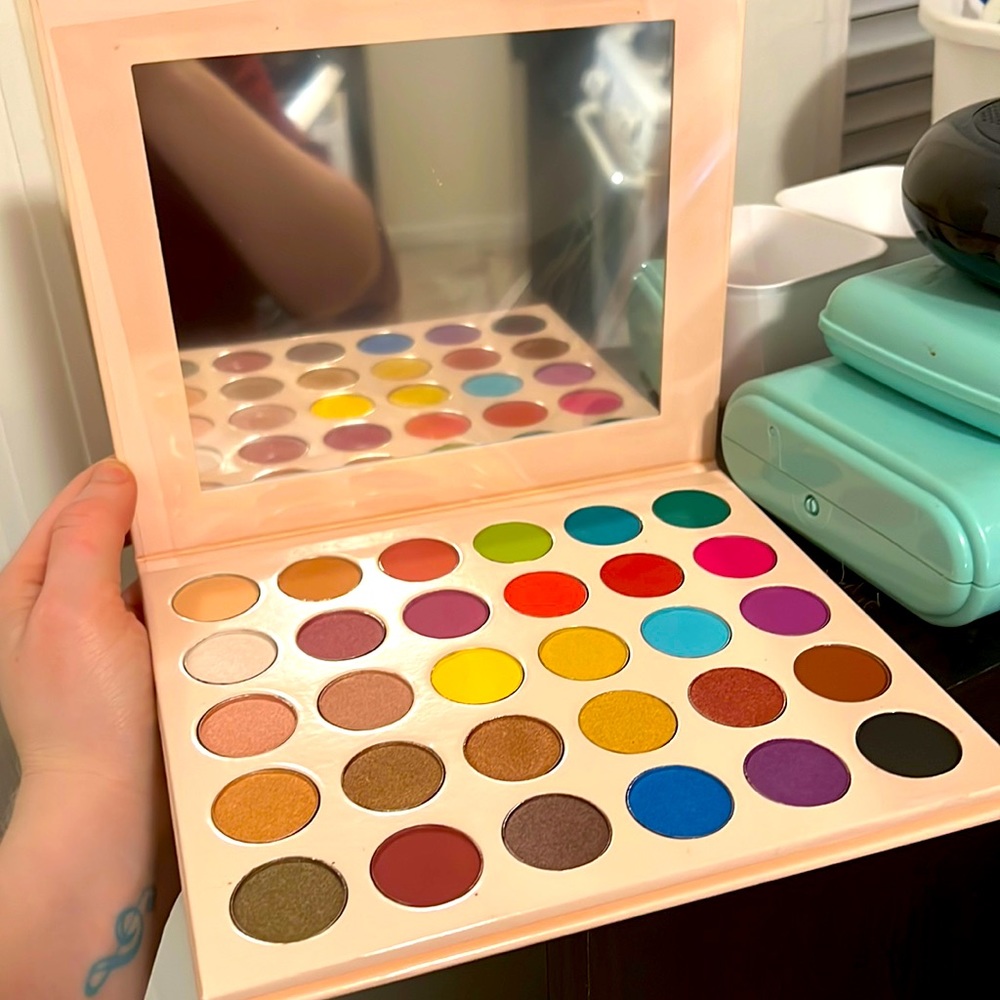 Private Label Makeup Palettes 30 shades